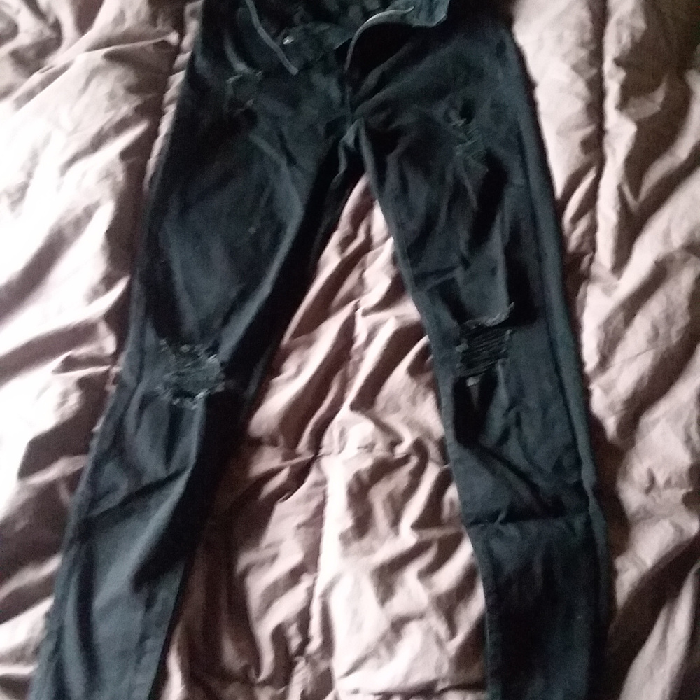 SoCal black high rise skinny jeans